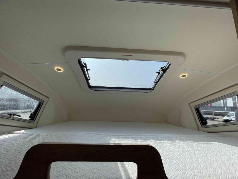 9月2日郑州房车展，旌航依维柯WH-IC型房车，苍茫山海，扬帆起航！f6e5c53efc99c33cf277292ce34e90f7