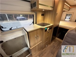 上汽大通 23款上汽大通V90隆翠B型升顶房车
