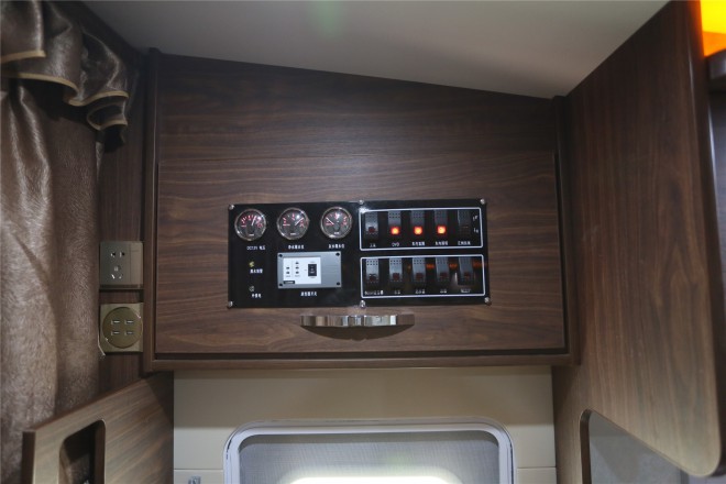 拓锐斯特依维柯C型畅游版TIC-620 55.8万起 2E1A4981