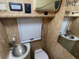 奔驰斯宾特 奔驰