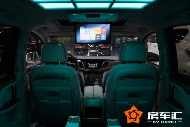 雅典娜版别克GL8商务车，改装后30来万气场翻倍！20.jpg