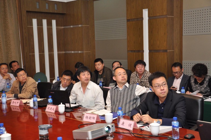 《中国房车行业标准起草和房车安全技术专题会议》在山东烟台召开 DSC_0819