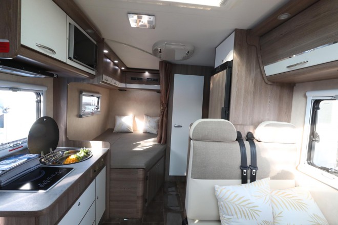 弗瑞德姆2019款全新国产依维柯自动挡T型房车锐尚版TIC-601AX 52.8万 WLH_8338