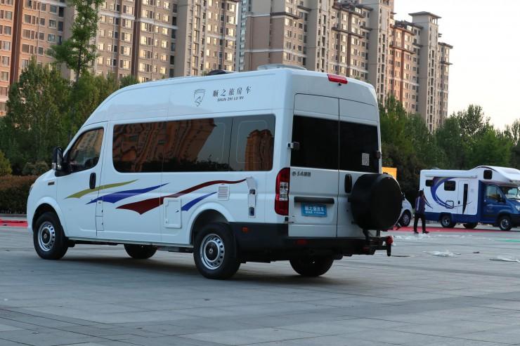 抄底一口价顺之旅依维柯C型、东风B型房车5.26郑州团购会惊喜连连0X8CPOz64WG