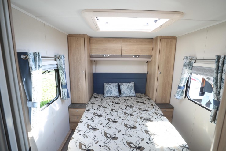 【9.12洛阳房车展】全进口英国Elddis（埃尔迪澌）550拖挂房车神秘亮相展会487cc579af974005ab758d41d4ae6d76