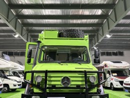 乌尼莫克4x4 奔驰