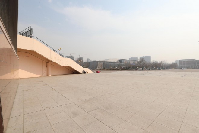 3.31郑州房车展场地河南省体育中心 WLH_3019