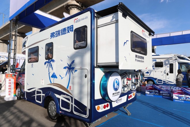 弗瑞德姆2019款全新国产依维柯自动挡T型房车 锐畅版TIC-611X 54.8万元 WLH_8326