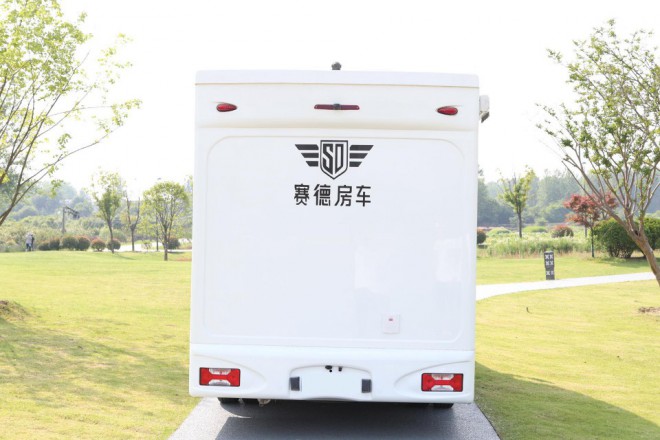 北京车友福利，赛德依维柯欧胜C型房车在北京顺利上牌508125d776c3416c92a59b4478eee4f4