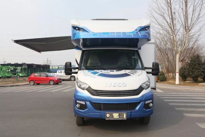 新车来了|宇通进口依维柯智能房车