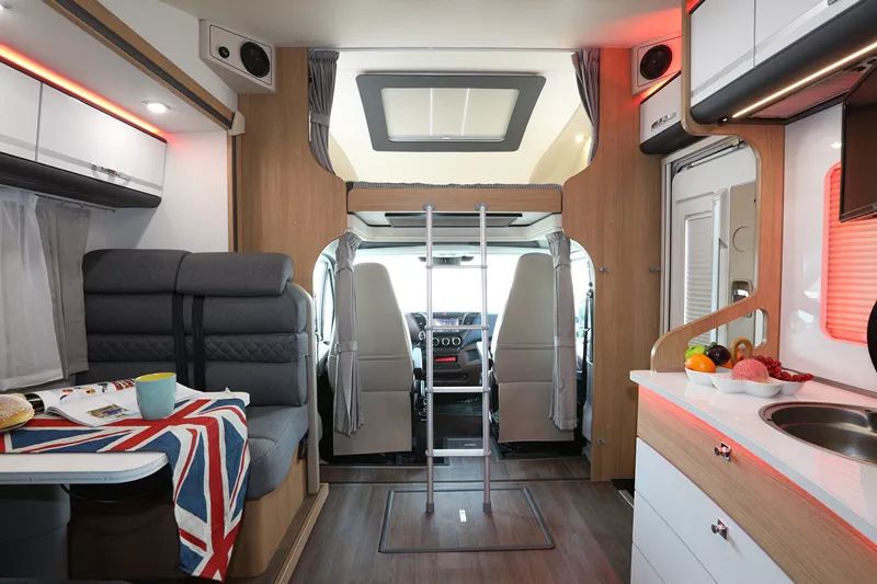 宇通房车全新进口依维柯智能房车，来了！