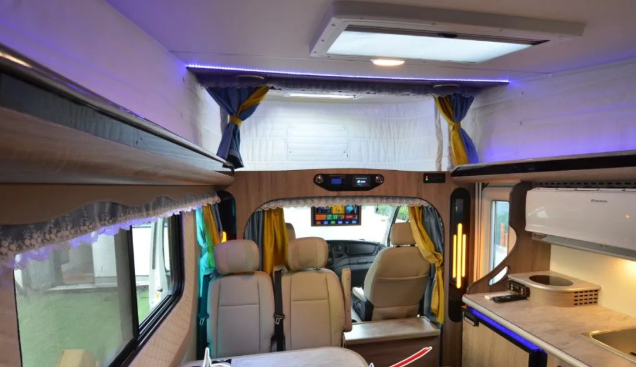 想兼得高通过性+宽敞空间？9月2日郑州房车展，这两款齐星C型升顶房车等您选择！8c46f896ad0f9d574501da8ed3865cec