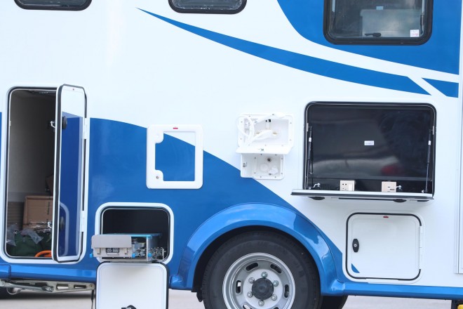 拓锐斯特“欧畅版TIC-621A”依维柯双拓展C型房车 WLH_6880