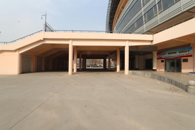 3.31郑州房车展场地河南省体育中心 WLH_3472