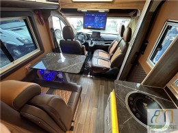 大通 2022款V90B型房车