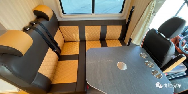 悦胜房车V90C型,商旅两用,满足多种出行需要!get?code=OTI3YzAxOTNjMWVhNjZlYWVmYjBiNTdiYThhNGNkZjgsMTY2NDY5OTQyMDUxNg==