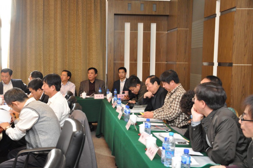 《中国房车行业标准起草和房车安全技术专题会议》在山东烟台召开 DSC_0030