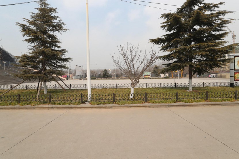 3.31郑州房车展场地河南省体育中心 WLH_2848