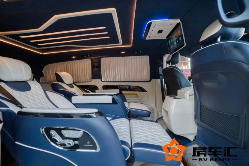 天空之城｜全新一代奔驰高端MPV，匹配九速手自一体，宽大、舒适、轻奢！6.jpg