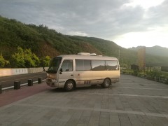江铃原厂考斯特 江铃考斯特
