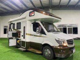 奔驰斯宾特 奔驰