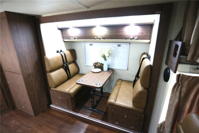 拓锐斯特依维柯C型舒适版TIC-610 52.8万起 00001349