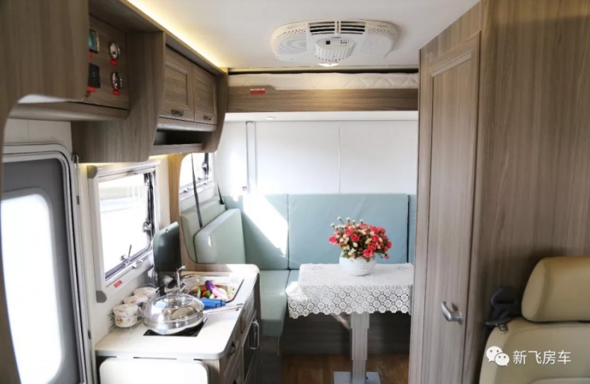 84eaa2b8fea0626242864d71a78d5aa1