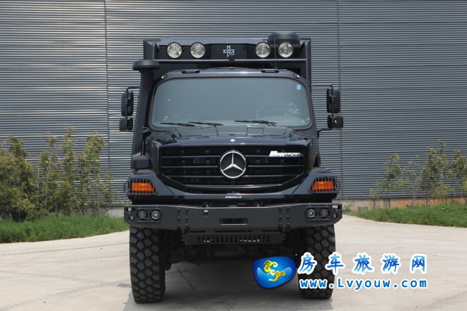 阿莫迪罗·赛托斯6X6ZETROS奔驰底盘系列