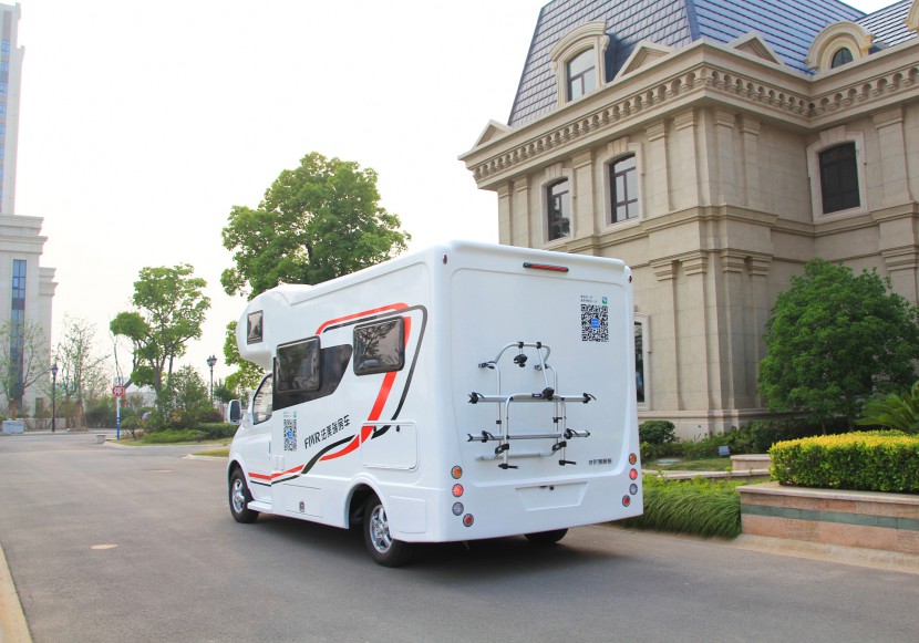 法美瑞大通L007-旅居版房车  38万元 IMG_6288