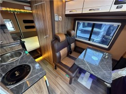 上汽大通 2022款V90长轴高顶B型房车