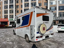 中凯房车 2022款C550后横床特惠版