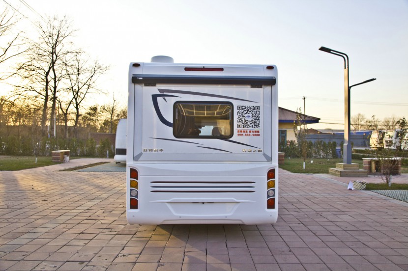 亚特房车 芳语之韵NEW DAILY 后扩展进口依维柯自动挡房车 90.8万元 IMG_5360