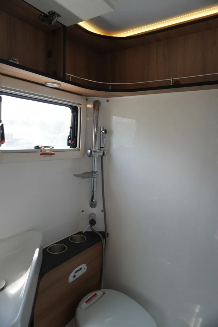 e63a85115ea2c06c04413d8307f3d99b