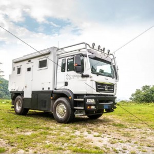 德野诺马迪森 越野房车