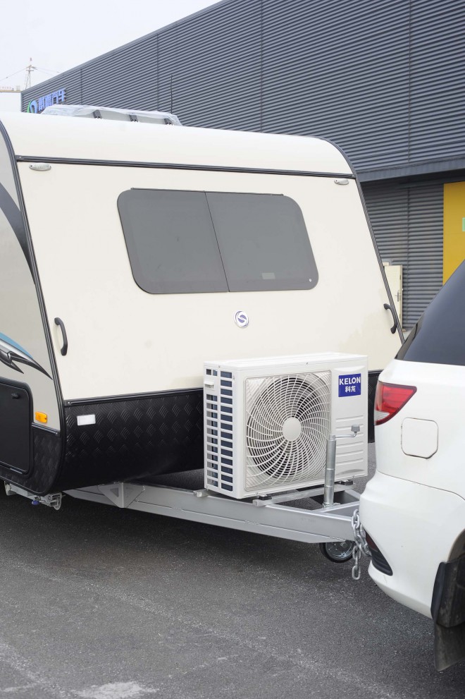 戴德隆翠C19拖挂式营地房车 17万元 _DSC8370