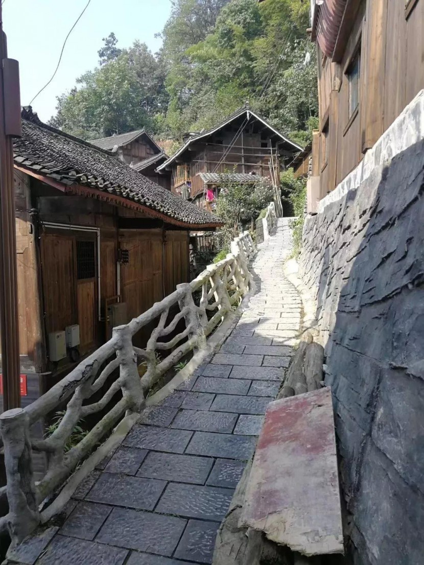 探秘苗族部落，感受苗族风情，宇通房车探索之旅！e46692f5266445169417bbd0e7ebf285