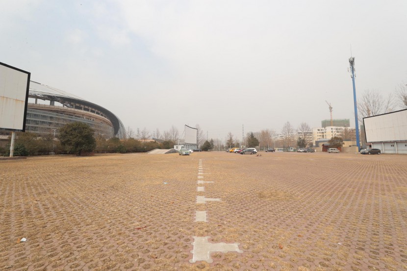 3.31郑州房车展场地河南省体育中心 WLH_2817