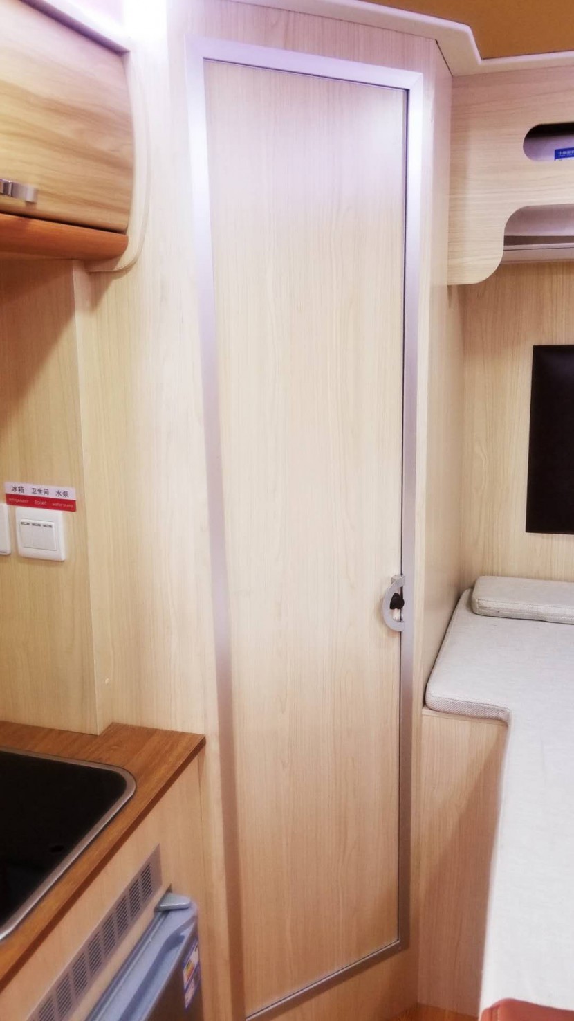 爱旅途房车大通C型居家版小额头旅居房车 停售 139340007251796717