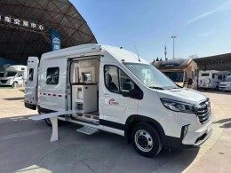 程力房车 2020款加长轴超高顶
