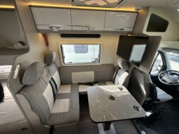 爱旅途 2020款依维柯小额头