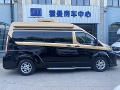 福客特房车 2021款黑骑士沙发床版