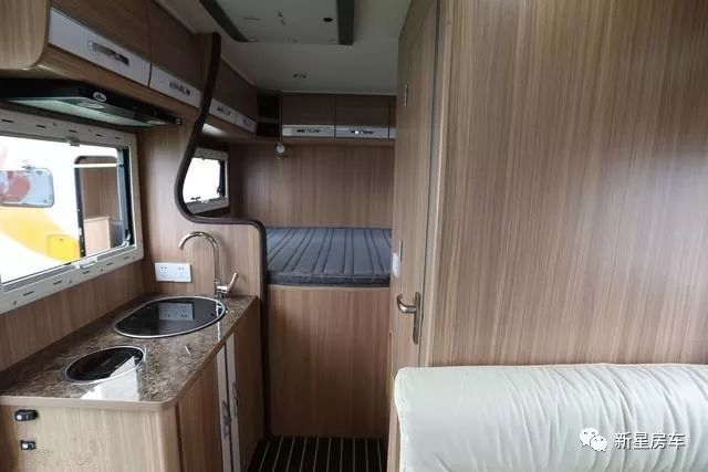 一路领先,方才敢为英雄。梅赛德斯奔驰房车新星T600全新上市!88万元