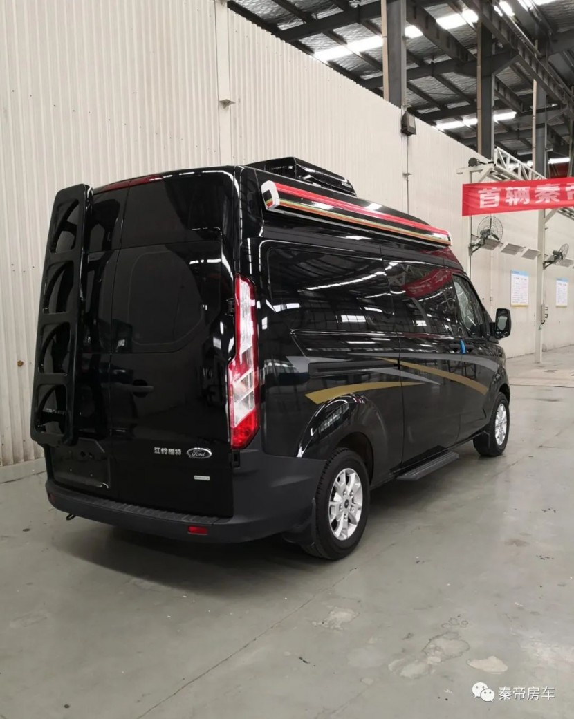9月2日郑州房车展——秦帝追电系列QBD-036B型房车，新手必选之一！b458207cf627433ea4c7e84423221c68