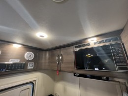 旌航房车 2019款593-2