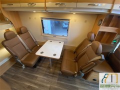 上汽大通 19上汽大通RV80生活家原厂房车