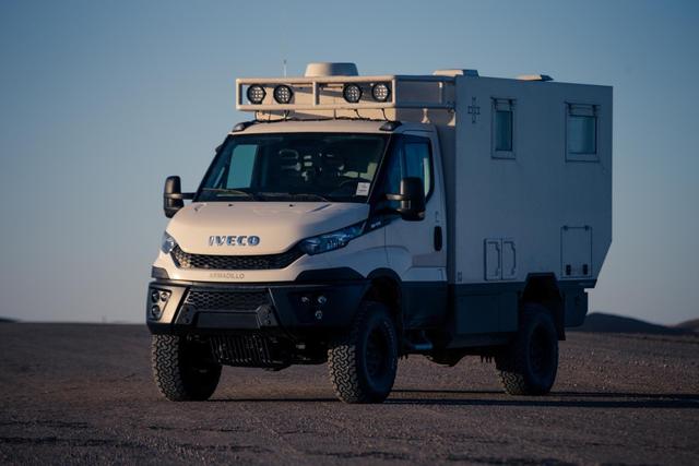 锐野阿莫迪罗依维柯NewDaily4x4领步者D型越野房车220万元
