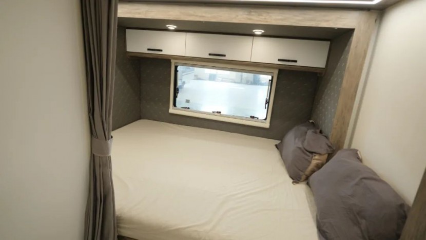 9月2日郑州房车展——德兴房车大熊座系列C型双拓版,步履不停,自在随心!a7efd05cca3351eaa0afb4d0ea8774eb