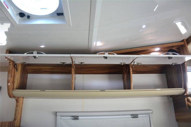 拓锐斯特依维柯C型菁英版 48.8万起 DSC_0195