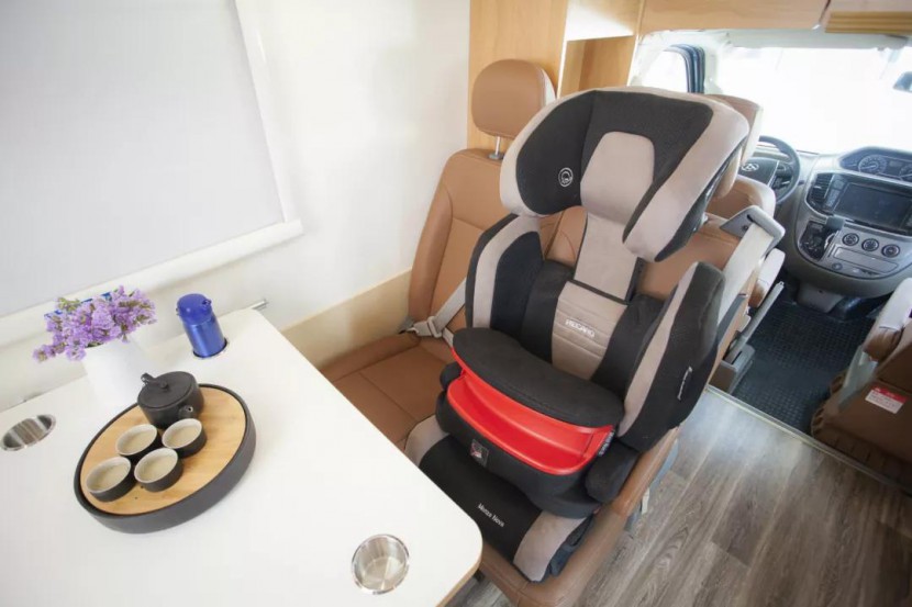 6.5洛阳房车展上汽大通房车携V80、V90B型C型房车亮相，原厂品质值得拥有a1817eff420348e8ae74be6f381a7bca