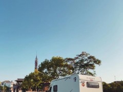  阿迪雅 寻路者房车